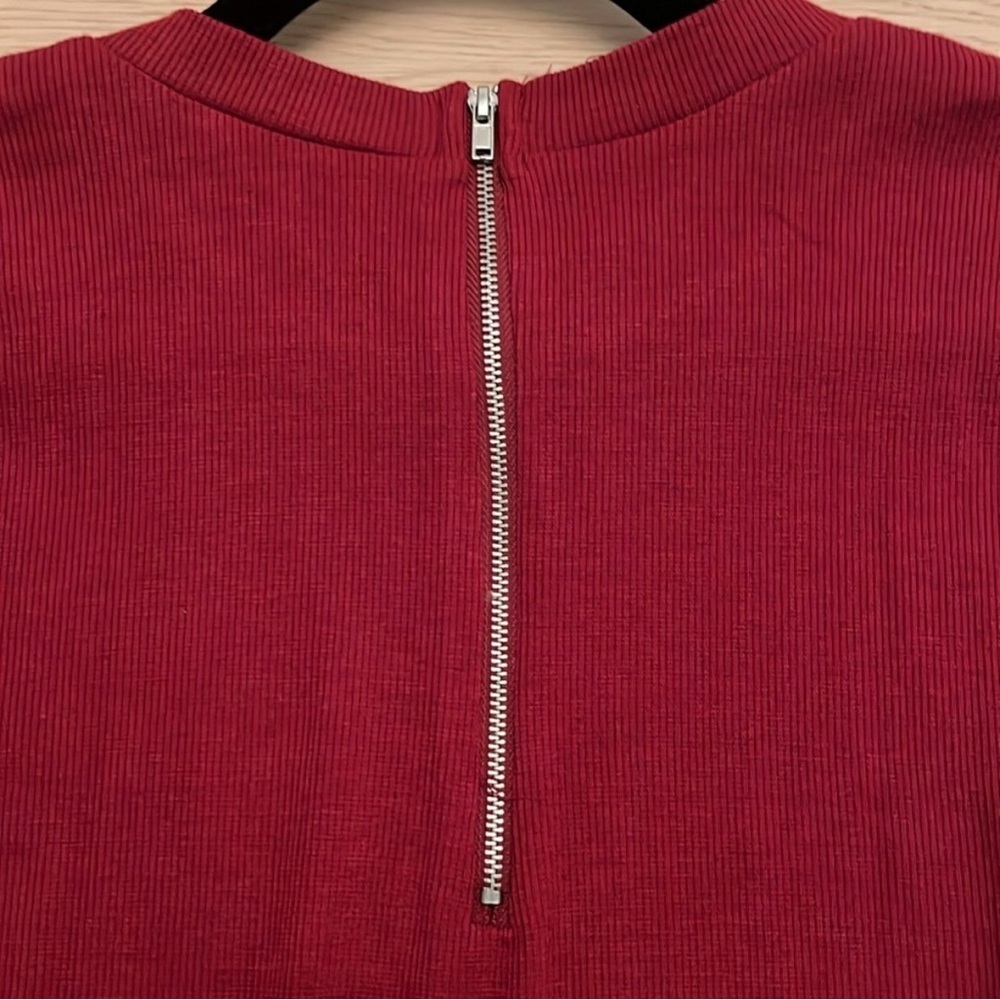 Women's Bodycon Red Ribbed
Dress - Picture 7 of 8